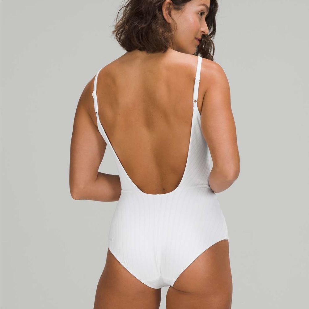 Lululemon Waterside U-Back Ribbed One Piece Swimsuit